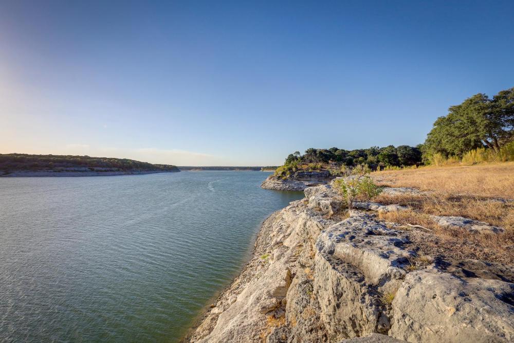 Deck and Cliffside Belton Lake Views Temple Retreat